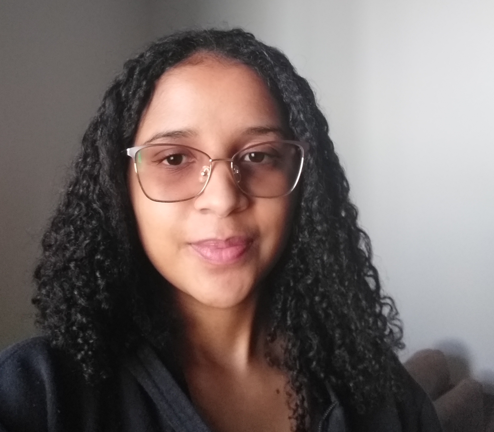 Foto da autora Talita Nifa
